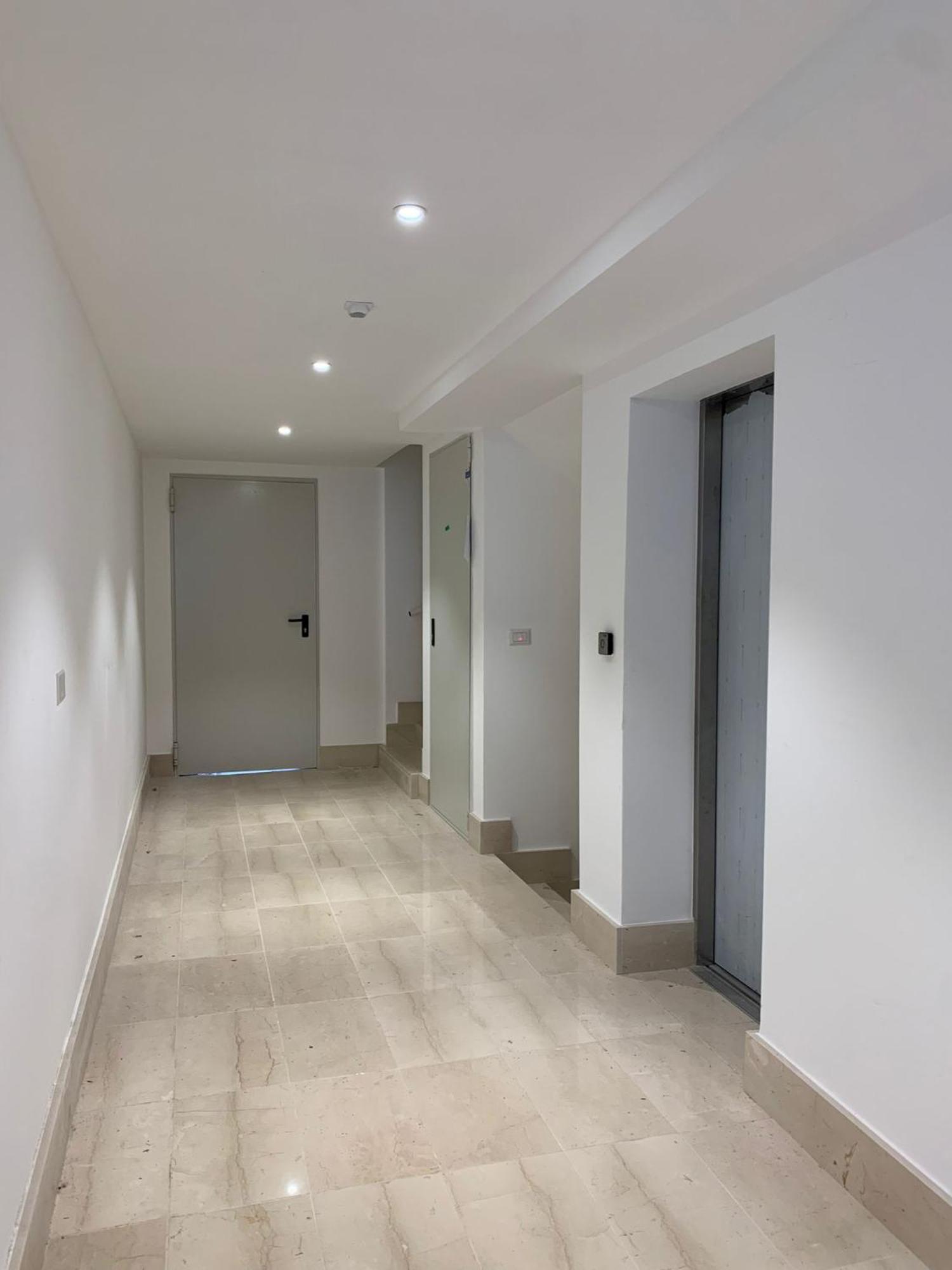 Domus13-With Private Parking Apartment บารี ภายนอก รูปภาพ