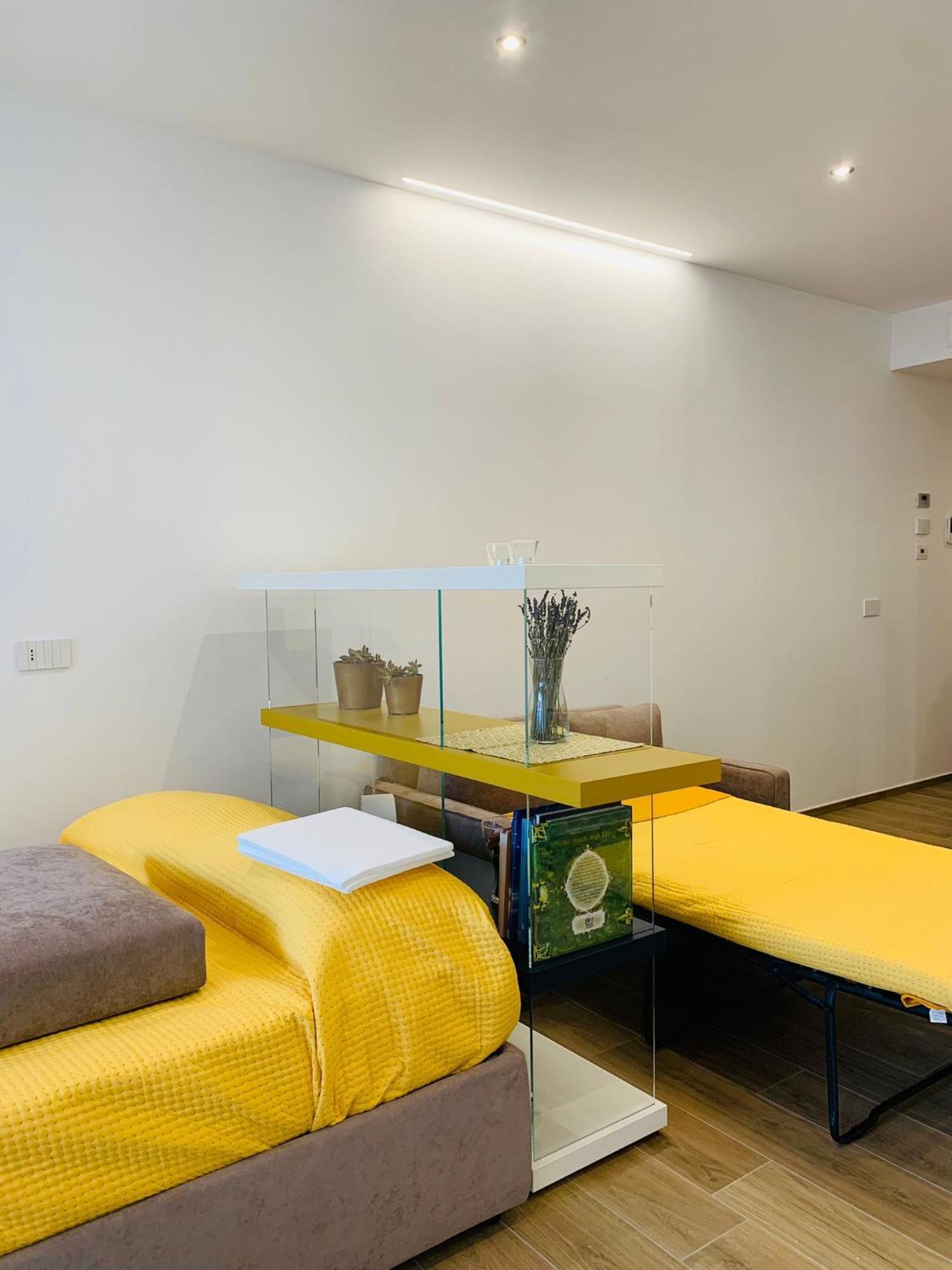 Domus13-With Private Parking Apartment บารี ภายนอก รูปภาพ