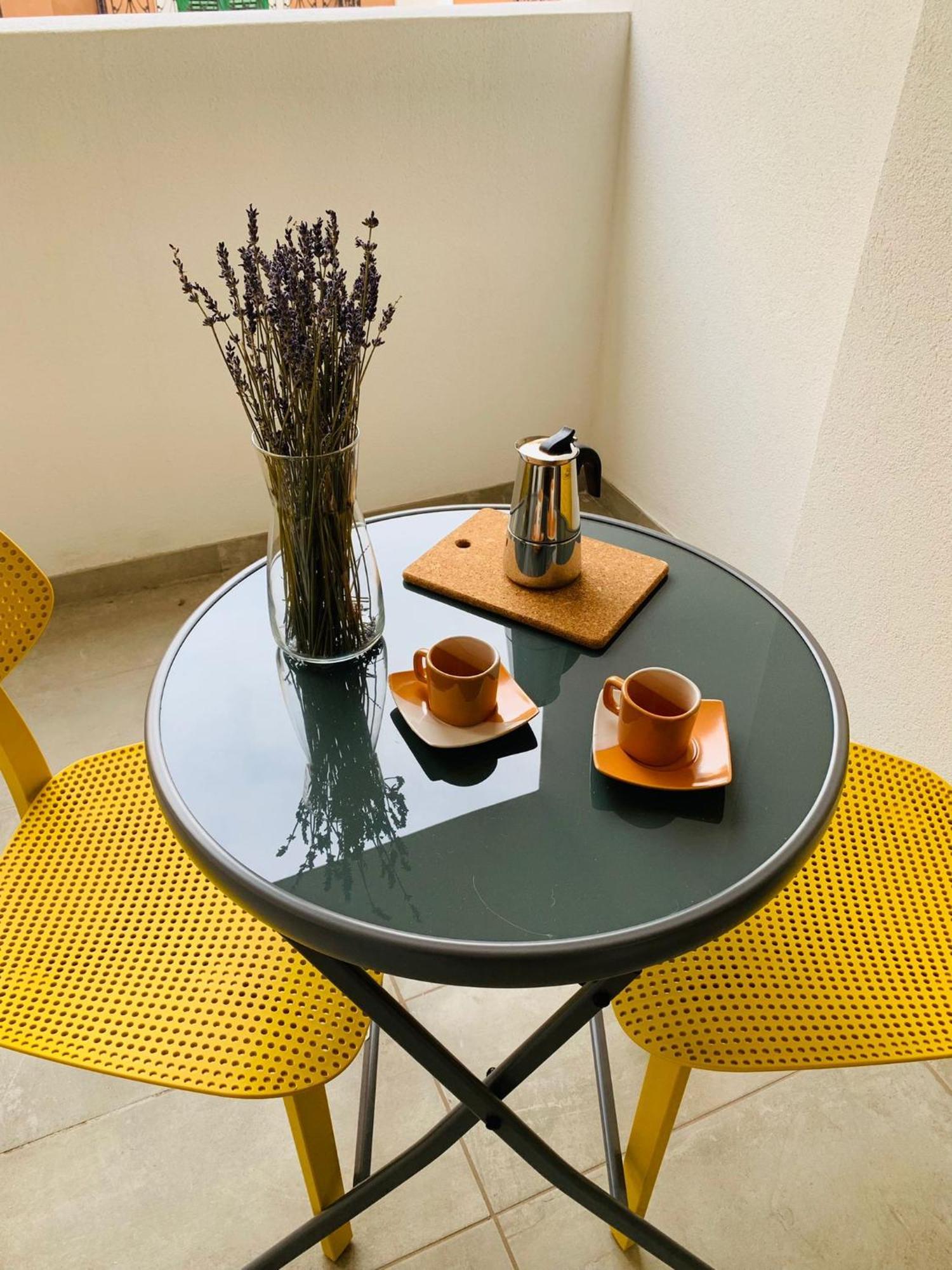 Domus13-With Private Parking Apartment บารี ภายนอก รูปภาพ